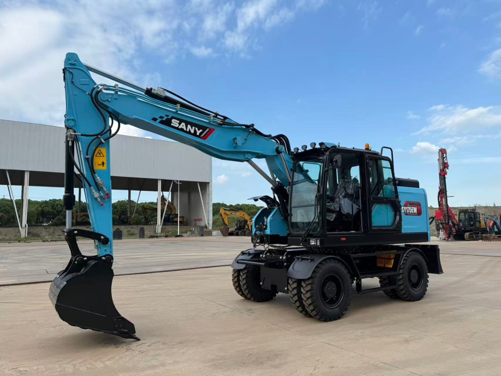 SANY SY175EW elektrisk hjulgrävare utomhus på hårdgjord yta